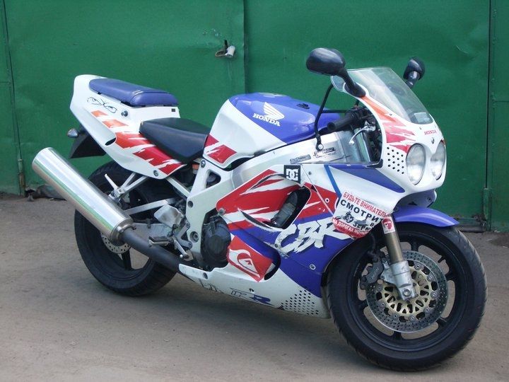 Honda 900rr