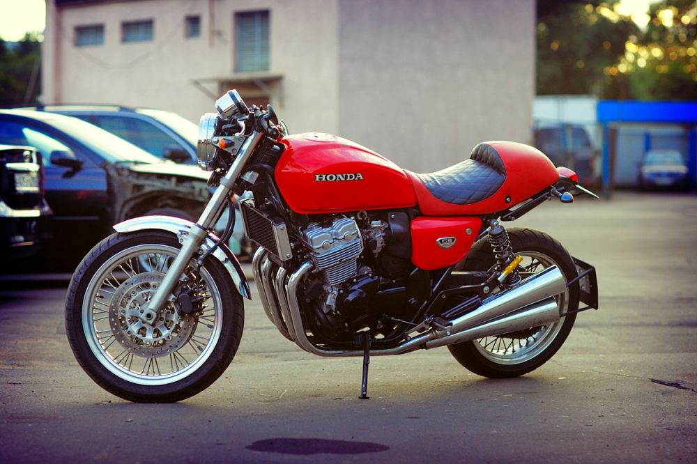 Honda CB 400 four nc36