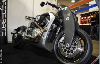 Мотоцикл - кастом выставка International Custom Bike Show 2008