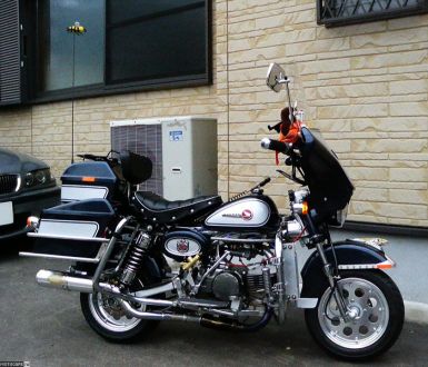 Harley-Davidson Electra Glide Ultra Classic из Honda Monkey