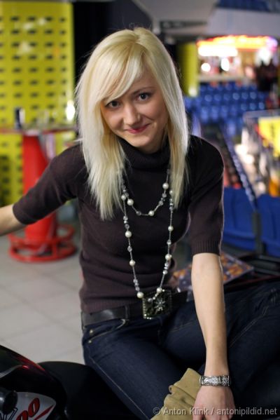 Девушки с выставки Elumoto 2008