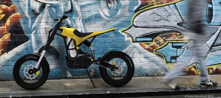 02 Pursuit – действительно воздушный мотоцикл