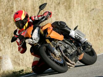 Benelli TNT 899S