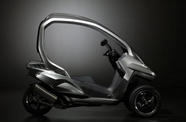 Трицикл Peugeot HYmotion3 Compressor