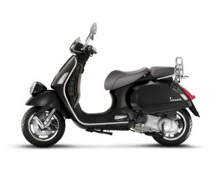 Vespa GTV 300 Via Montenapoleone
