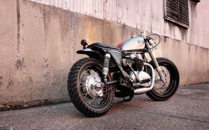 Yamaha XS650 от Classified Moto