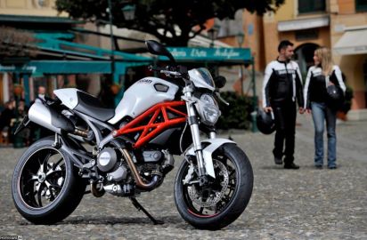 Ducati Monster 796
