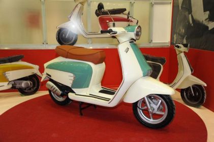 Lambretta Pato 125N на выставке EICMA 2009