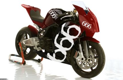 Команда 666 Road Racing выбирает TT Zero