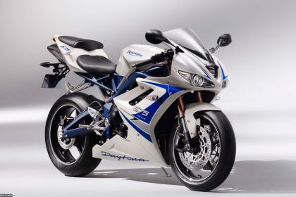 Triumph Daytona 675 SE 2010