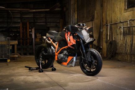 Карбоновый паучок SuperSpinne на базе KTM Super Duke R