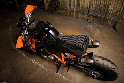 Карбоновый паучок SuperSpinne на базе KTM Super Duke R