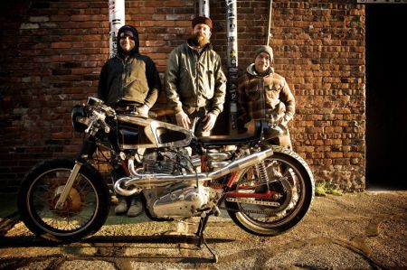 Мотоцикл Super Rat Triumph Cafe Racer