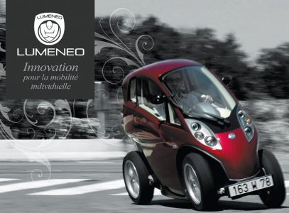 Lumeneo Smera - стабильность автомобиля и управляемость мотоцикла