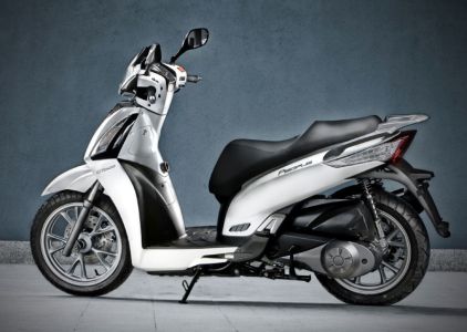 Kymco People GT300i 2010 