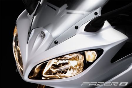 Фото Yamaha FZ8 Fazer