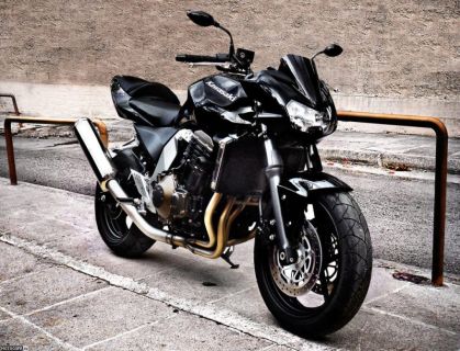 Kawasaki Z750