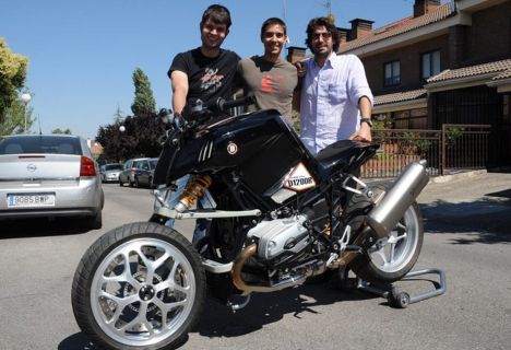 BMW Demonstener D1200R запущен в производство