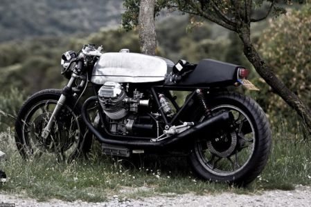 Безымянный каферейсер Moto Guzzi