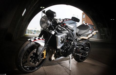 Ace Cafe отмечает круглую дату каферейсером Ace675CR из Triumph Street Triple R 2012
