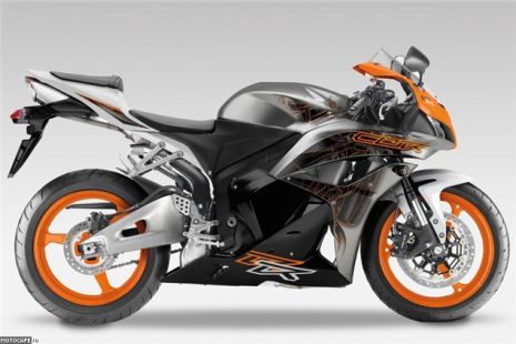 Новые цвета для Honda VFR и семейства CBR 2011