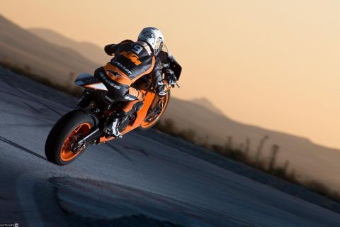 2011 KTM RC8 R