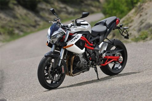 Benelli TNT160R – самый мощный в линейке TNT
