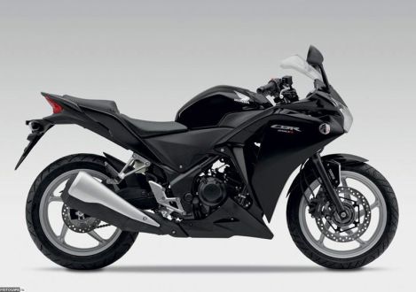 Слухи о новых «четвертушках» Honda