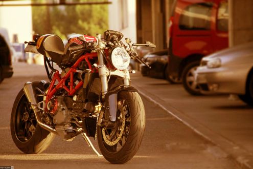 Radical Ducati Mikaracer