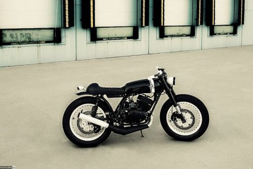 Кастом S2RD на базе RD350 от Analog Motorcycles