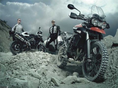 Официальное изображение вседорожника Triumph Tiger 800 XC