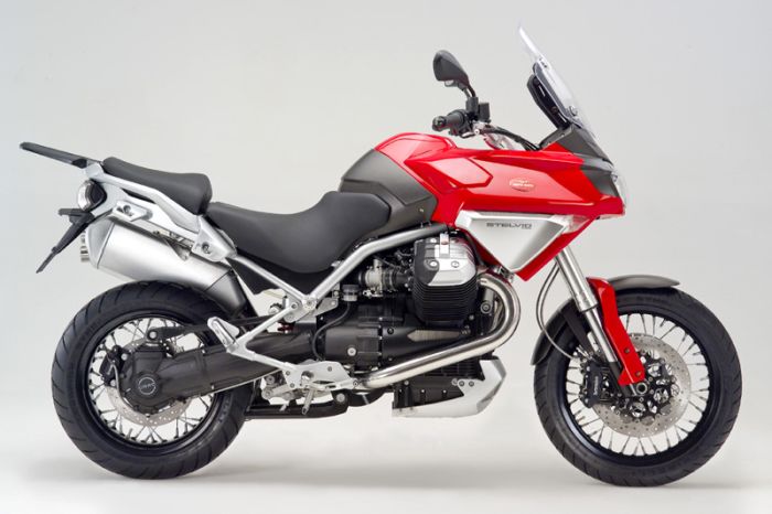 Первые официальные фото Moto Guzzi Stelvio 2008