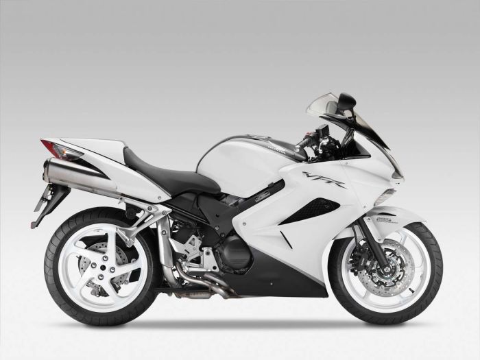 Honda VFR800 2009
