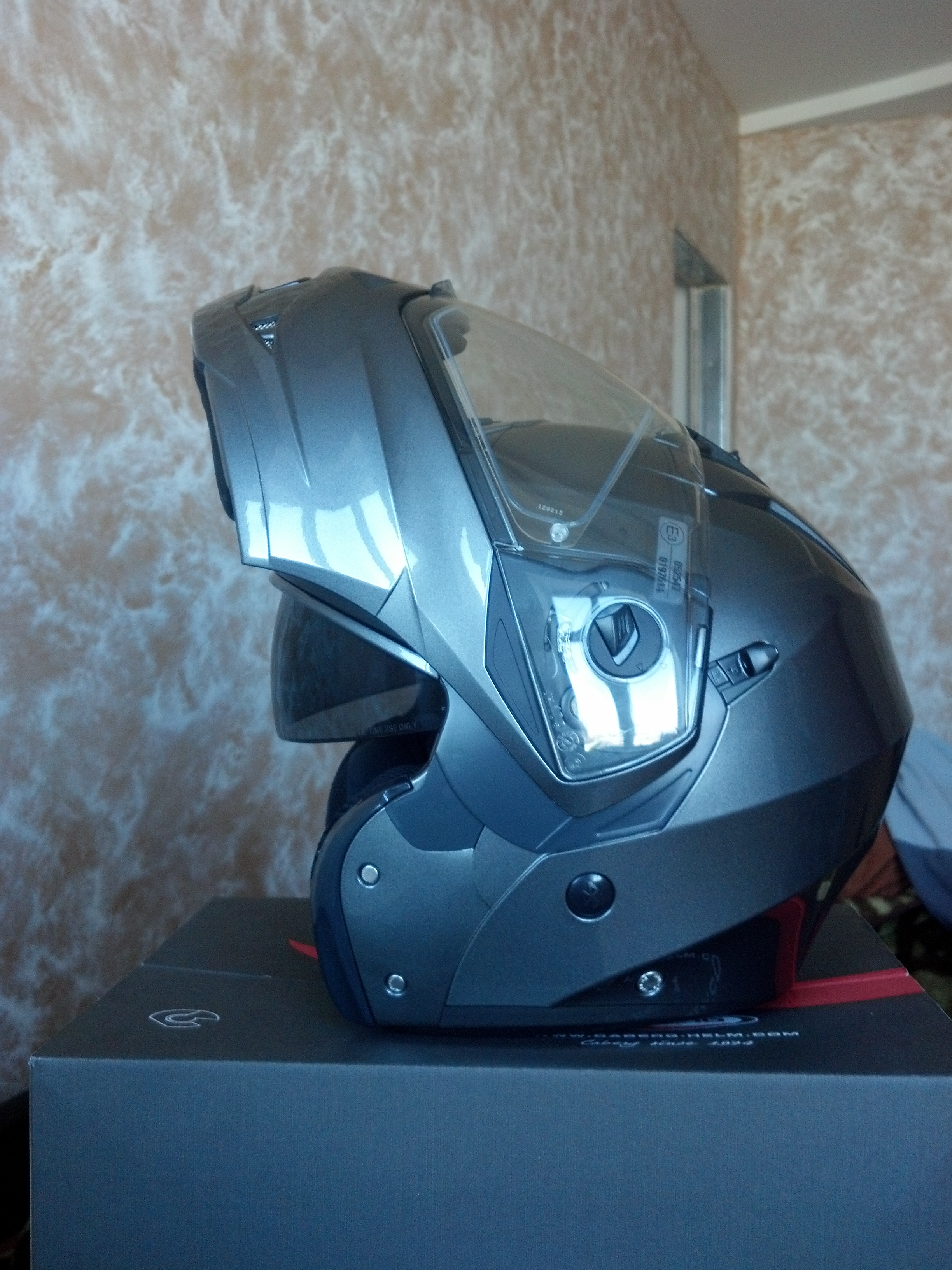 Caberg Duke Flip-Up