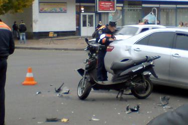 авария мопед