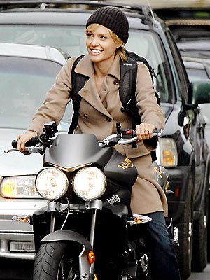 Анжелина Джоли на Triumph