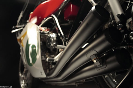 Honda RC166