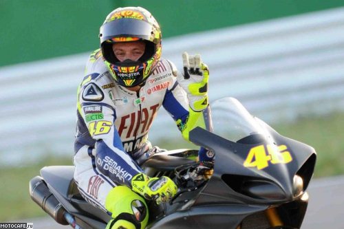 Неукротимый Доктор (Valentino Rossi) снова в седле!