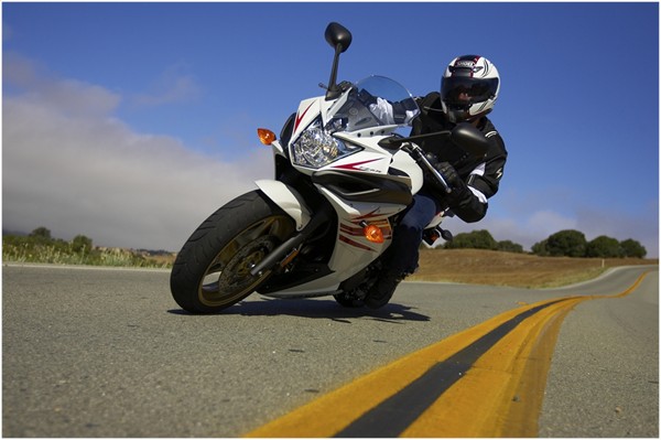 Yamaha FZ6R 2010